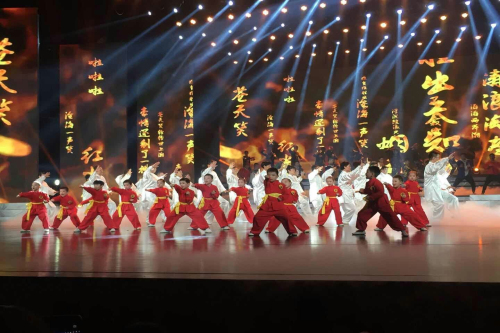 rb88随行版集团举办职工文艺汇演
