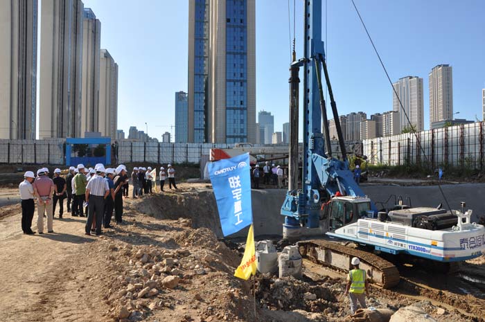 金秋送爽！rb88随行版重装YTR300Dmax旋挖钻机大连推介会隆重召开