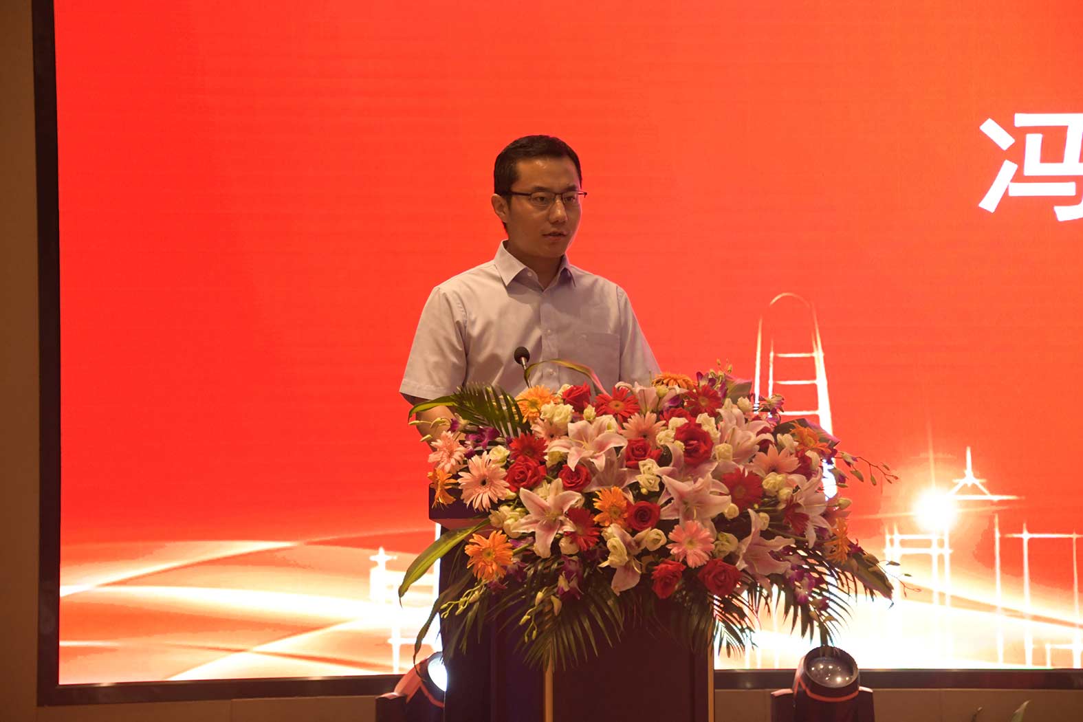 亲勤倍至，全程信赖！rb88随行版重装·长沙博事液压服务站正式授牌！