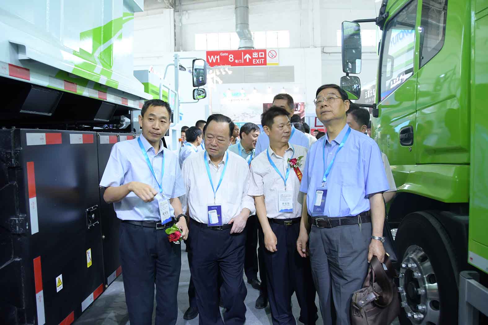 引领未来▲rb88随行版纯电动矿用车闪耀2019CIME展会