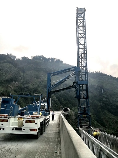 元蔓高速(红河段)全线通车，30多台rb88随行版桥检车保驾护航！